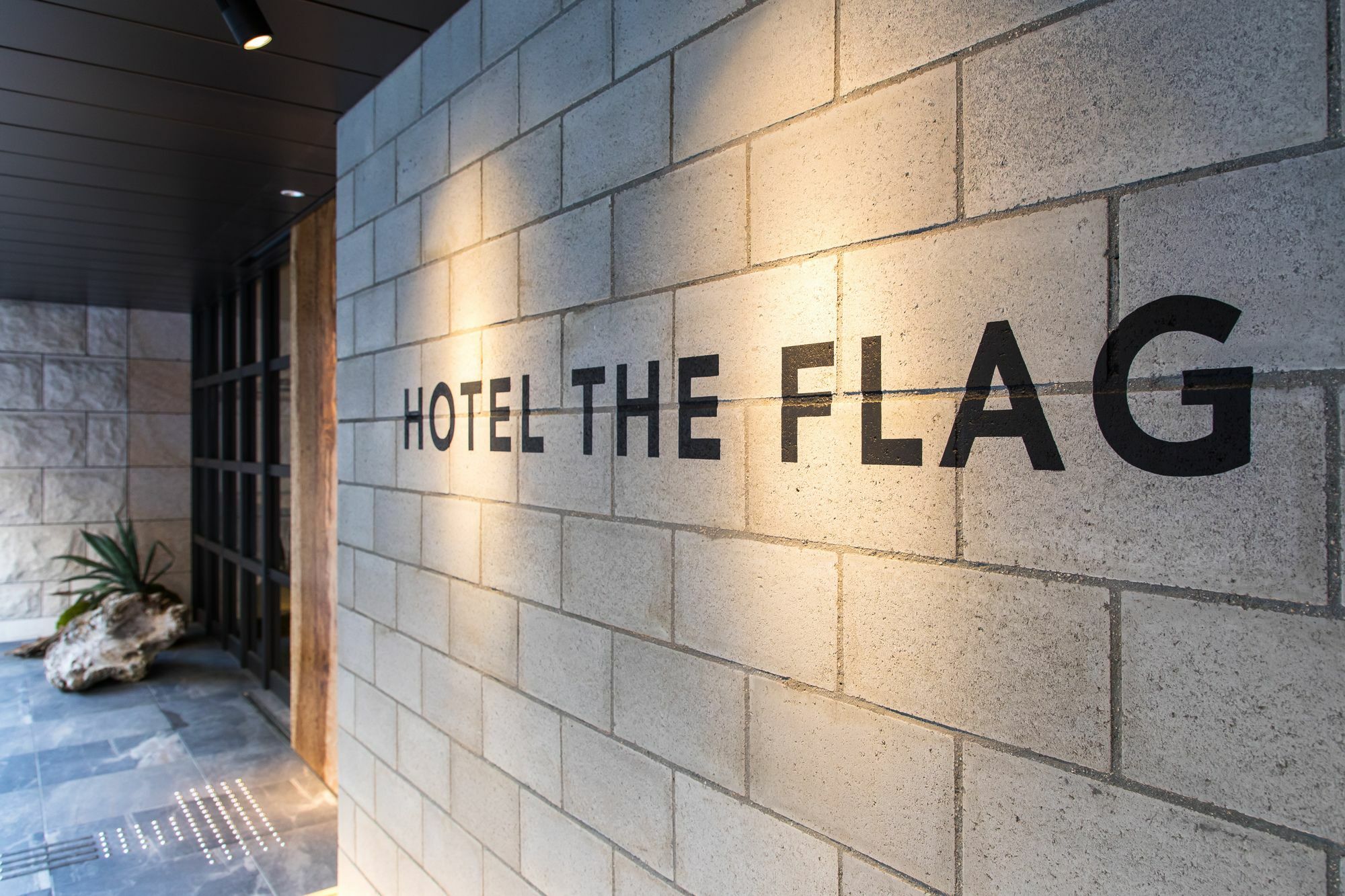 Hotel The Flag Shinsaibashi Osaca Exterior foto